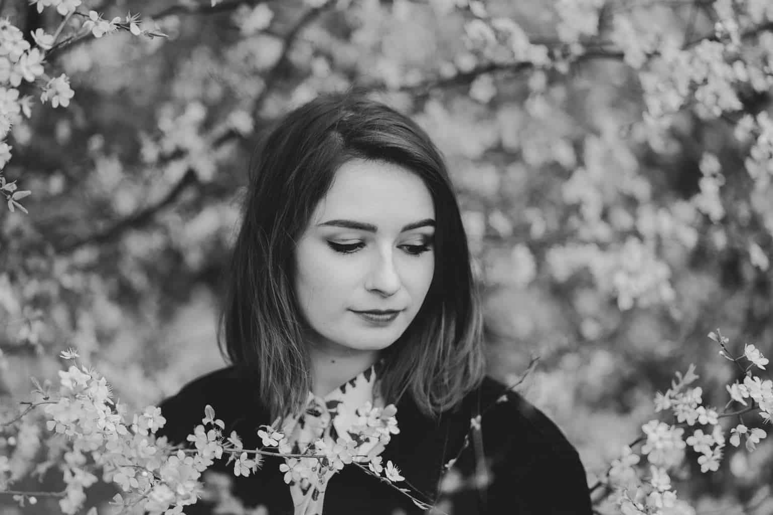 monochrome outfit stratford upon avon