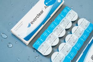 contact lens beauty product photography