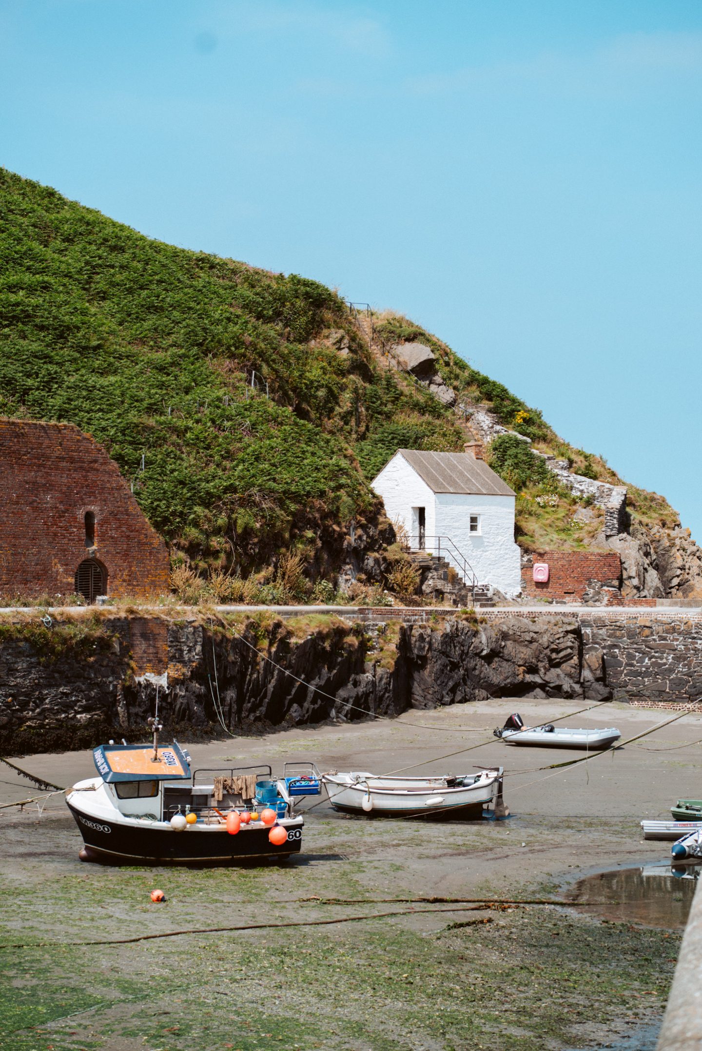 porthgain village harbour pembrokeshire